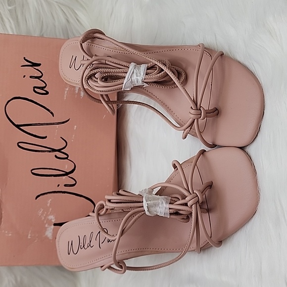 WILD PAIR Santeago Ankle-Tie Dress Sandals, Created for Macy's - Picture 5 of 7